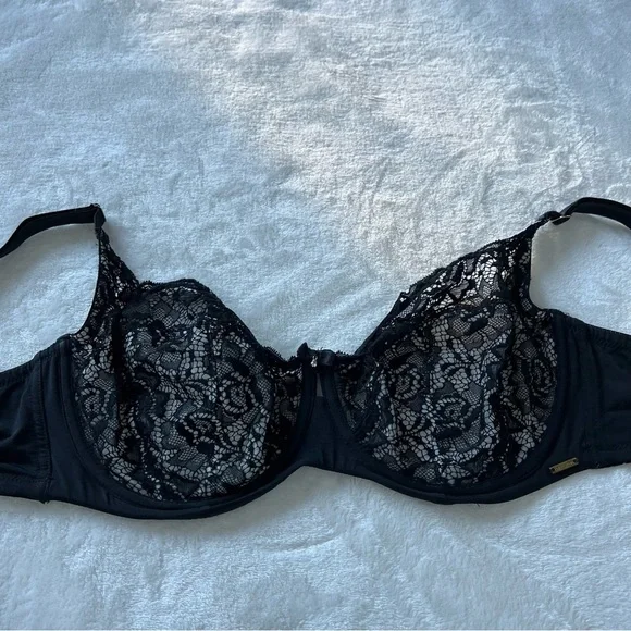 La Vie en Rose Unlined Lace and Mesh Bra 38DD - Picture 4 of 8